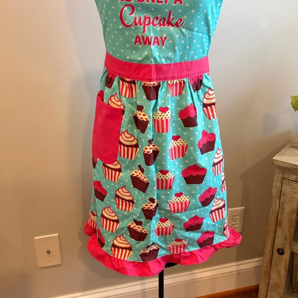 Pantry Turquoise Cupcake Apron – 